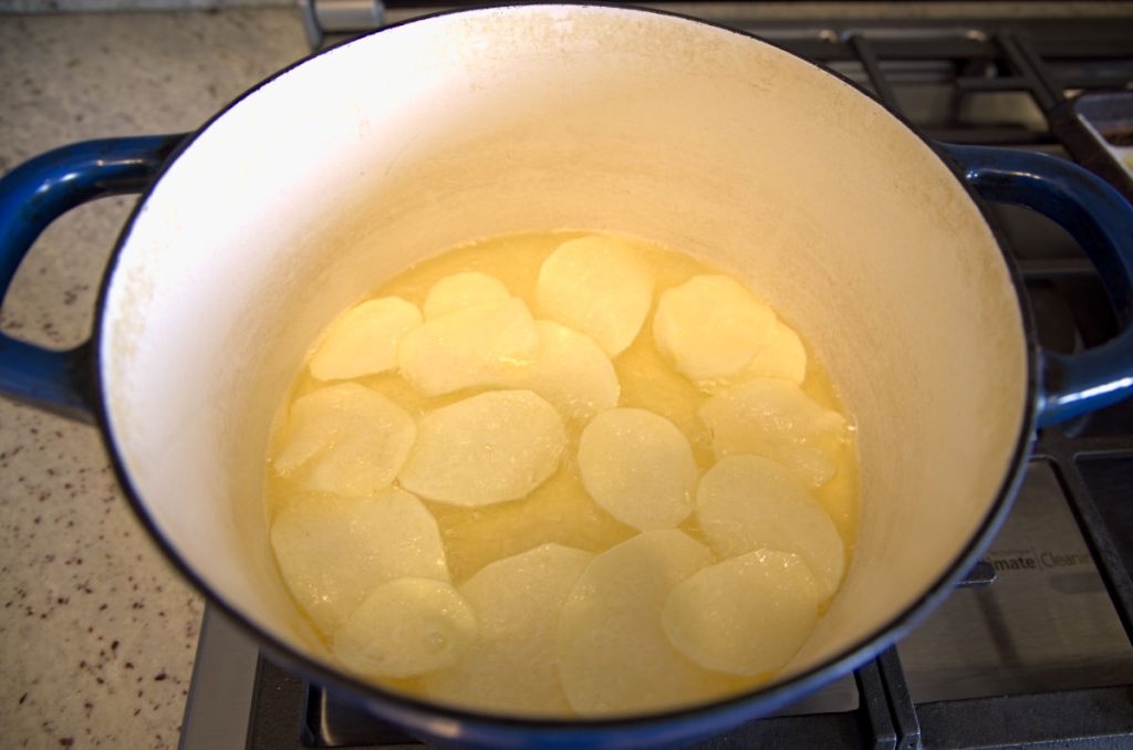 frying potato slices in tallow
