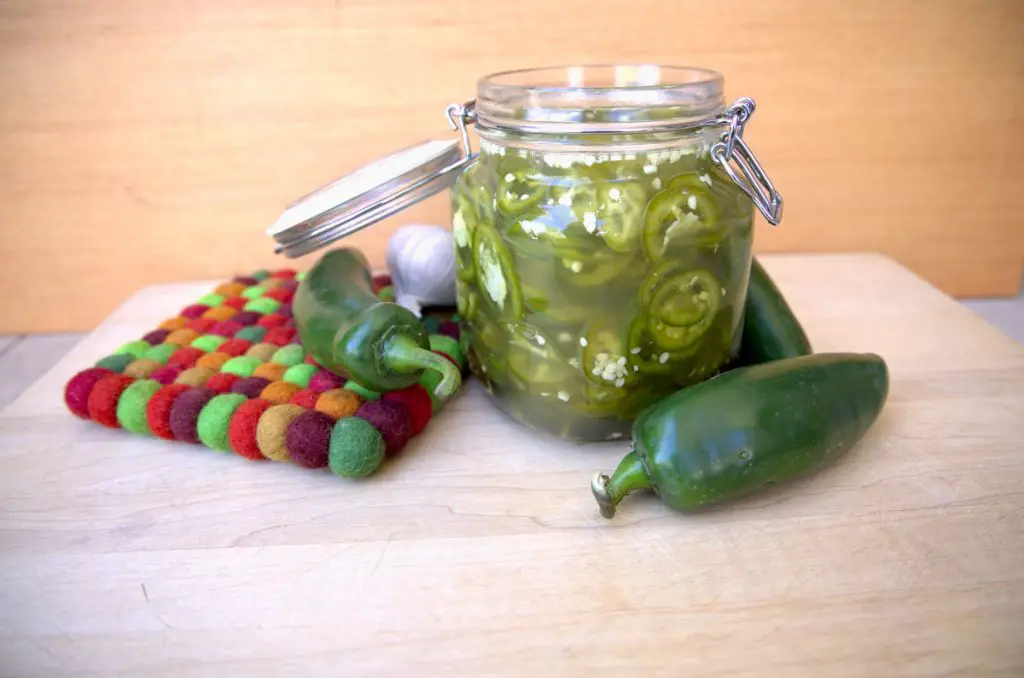how to pickle jalapeños